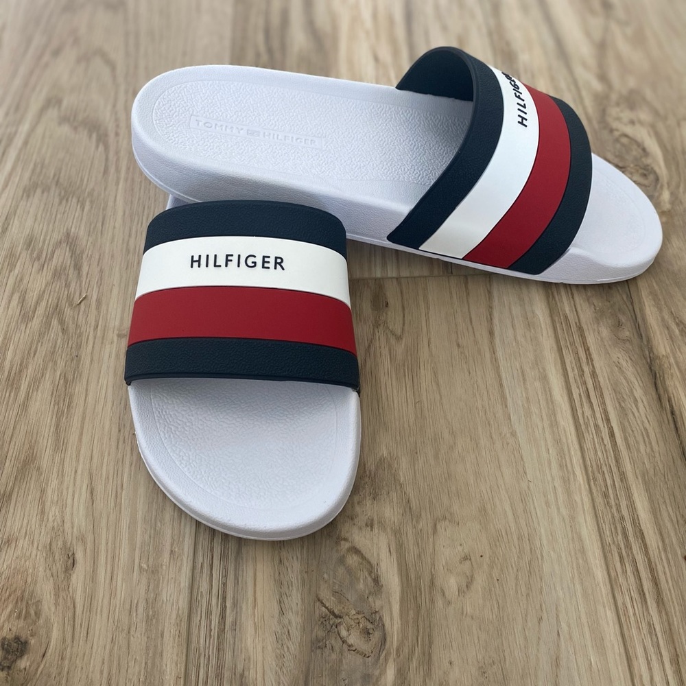 NEW ❤️ Tommy Hilfiger Men’s Slides